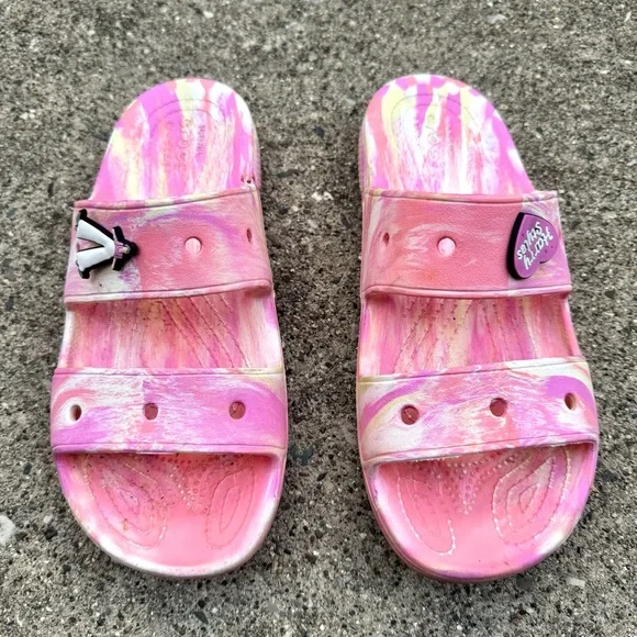 Women’s (Sz 10) Classic Marbled Crocs Sandals, Pale Orange Combo 207701 H Styles - Picture 2 of 3